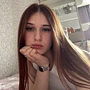 Знакомства: Андриана, 20 лет, Гатчина