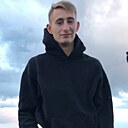 Знакомства: Влад, 29 лет, Волхов