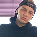 Знакомства: Артём, 20 лет, Бузулук