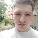 Знакомства: Толик, 23 года, Харьков