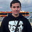 Знакомства: Рафаэль, 19 лет, Нижневартовск