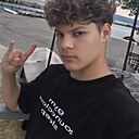 Знакомства: Глеб, 18 лет, Стаханов
