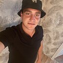 Знакомства: Антон, 24 года, Солигорск