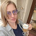 Знакомства: Елена, 39 лет, Магадан