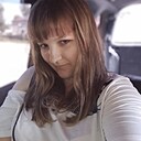 Знакомства: Виктория, 23 года, Змеиногорск