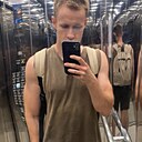 Знакомства: Илья, 26 лет, Новосибирск