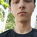 Знакомства: Макс, 24 года, Кострома