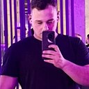 Знакомства: Олег, 23 года, Елабуга