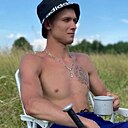 Знакомства: Олег, 28 лет, Геленджик