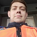 Знакомства: Валентин, 28 лет, Шадринск