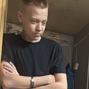 Знакомства: Иван, 19 лет, Донецк
