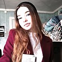 Знакомства: Елизавета, 18 лет, Братск