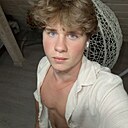 Знакомства: Максим, 20 лет, Санкт-Петербург