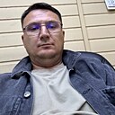 Знакомства: Валерий, 36 лет, Истра