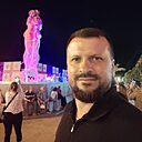Знакомства: Max, 37 лет, Реймс