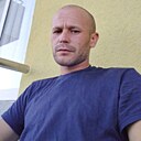 Знакомства: Евгений, 31 год, Болотное