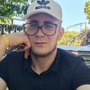 Знакомства: Роман, 25 лет, Саки