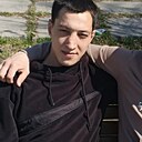 Знакомства: Андрей, 23 года, Серов