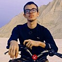 Знакомства: Максим, 22 года, Чусовой