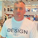 Знакомства: Виктор, 49 лет, Якутск