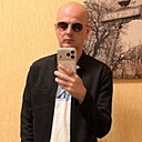 Знакомства: Андрей, 26 лет, Киев