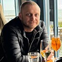 Знакомства: Артём, 37 лет, Москва