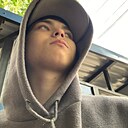 Знакомства: Кирилл, 18 лет, Тюмень