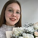 Знакомства: Ксения, 28 лет, Кунгур