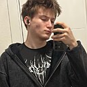 Знакомства: Виктор, 18 лет, Томилино