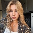 Знакомства: Кристина, 22 года, Барнаул