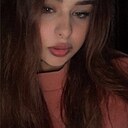 Знакомства: Arina, 27 лет, Псков