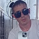 Знакомства: Александр, 29 лет, Болотное