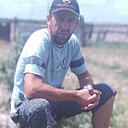 Знакомства: Юрий, 40 лет, Гигант