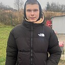 Знакомства: Максим, 22 года, Тюмень