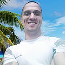 Знакомства: Илья, 36 лет, Светлый