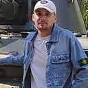 Знакомства: Евгений, 31 год, Магадан