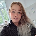 Знакомства: Алёнка, 35 лет, Нижний Тагил
