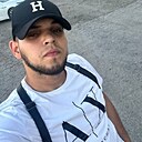 Знакомства: Артур, 21 год, Среднеуральск