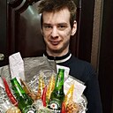 Знакомства: Илья, 24 года, Добруш