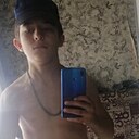 Знакомства: Кирилл, 18 лет, Полысаево