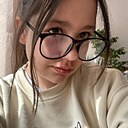 Знакомства: Екатирина, 25 лет, Владивосток