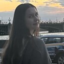 Знакомства: Ксения, 20 лет, Таганрог
