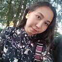 Знакомства: Виоллета, 23 года, Элиста