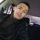 Знакомства: Артём, 31 год, Калининград