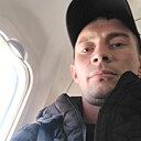 Знакомства: Wiktor, 34 года, Курильск