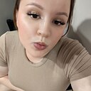 Знакомства: Юля, 32 года, Тюмень