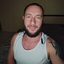 Знакомства: Денис, 38 лет, Калуга