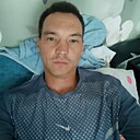 Знакомства: Илья, 29 лет, Новоаганск