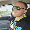 Знакомства: Виталя, 33 года, Ульяновск