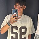 Знакомства: Florin, 28 лет, Arad